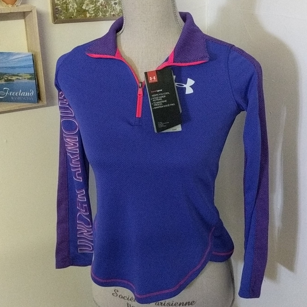 Brand new Under Armor girls ( youth ) long sleeve
